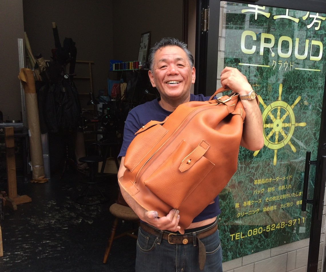 革製バックパック